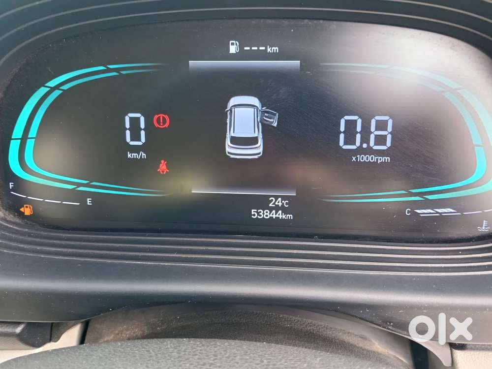 Hyundai Venue Sx (o) Mt 1.5 Diesel, 2022, Diesel