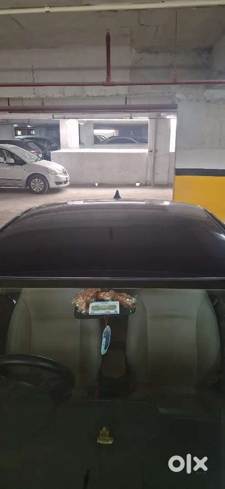 Well Maintained Dec'2022 Automatic Amaze With Service Record