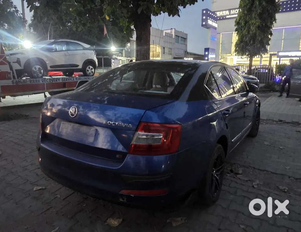 Chandigarh Registered 2013 Skoda Octavia 2.0 Elegance