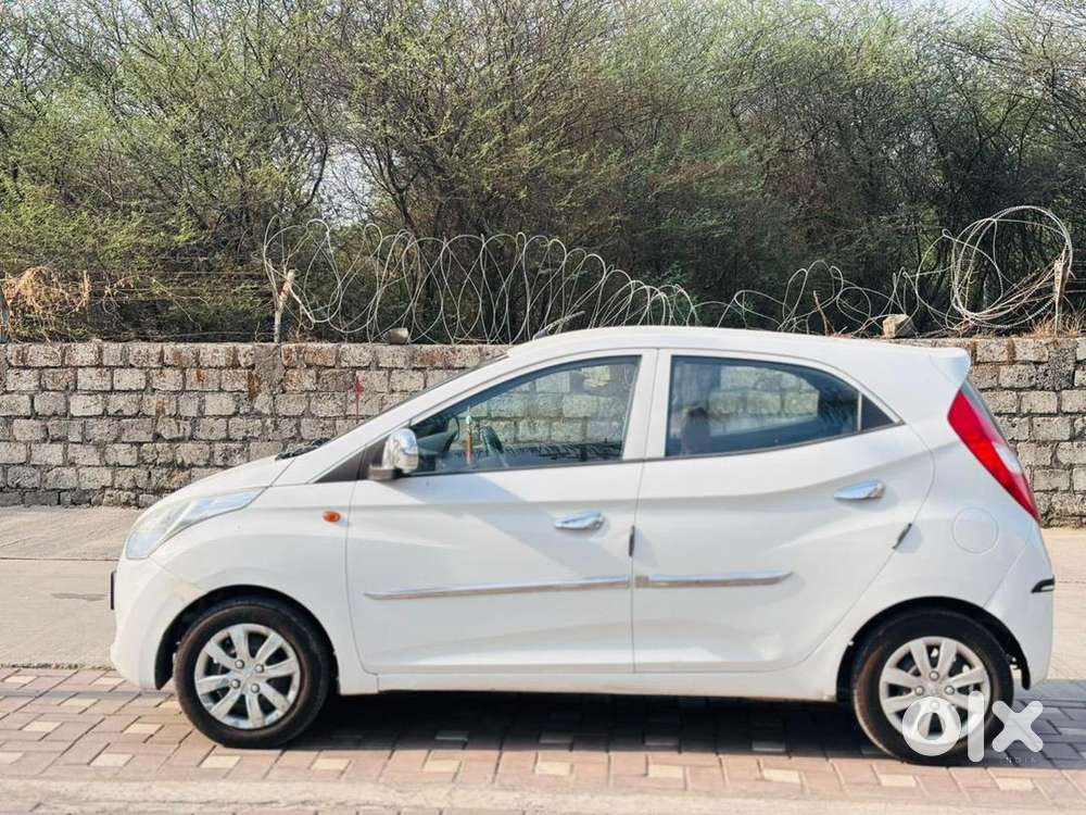 Hyundai Petrol Manual 2011