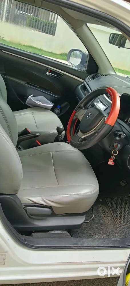Maruti Suzuki Swift Vxi Bsiv, 2014, Petrol