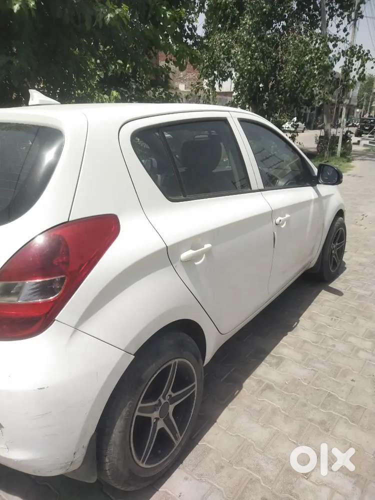 Hyundai New I20 2011 Diesel Manual