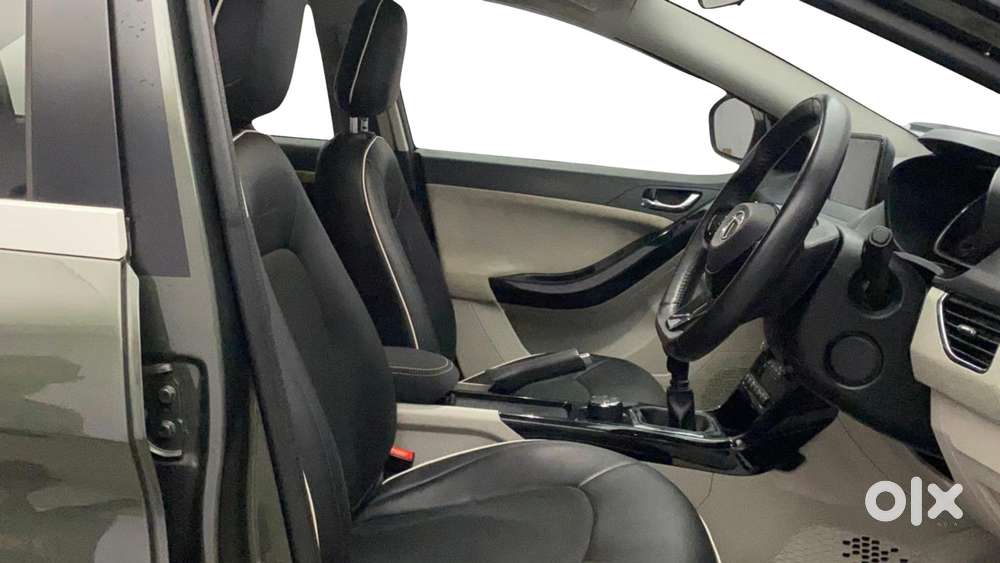 Tata Nexon 1.2 Revotron Xz Plus (s), 2023, Petrol