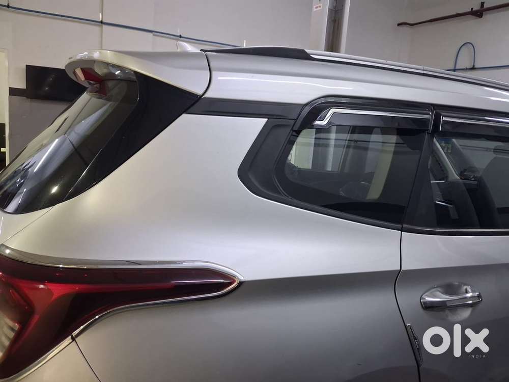 Kia Carens Petrol 2024