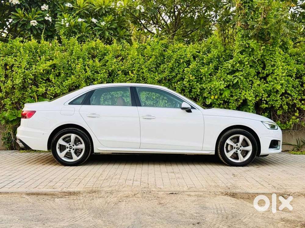 Audi A4 2.0 Technology 40 Tfsi, 2024, Petrol