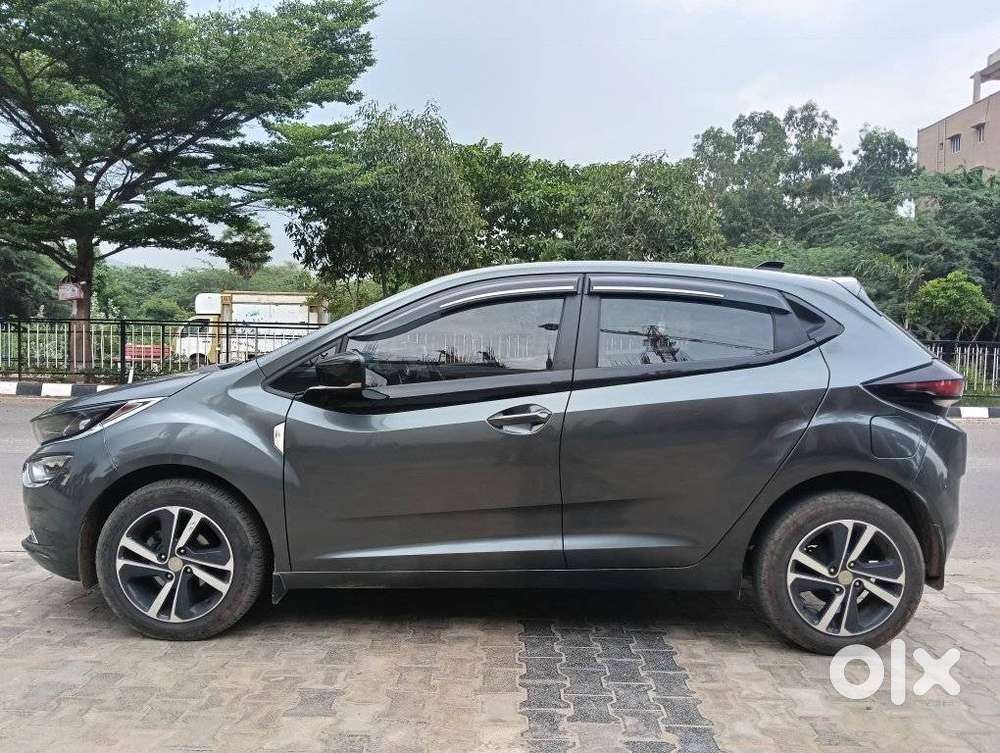 Tata Altroz Xza Plus (s), 2023, Petrol