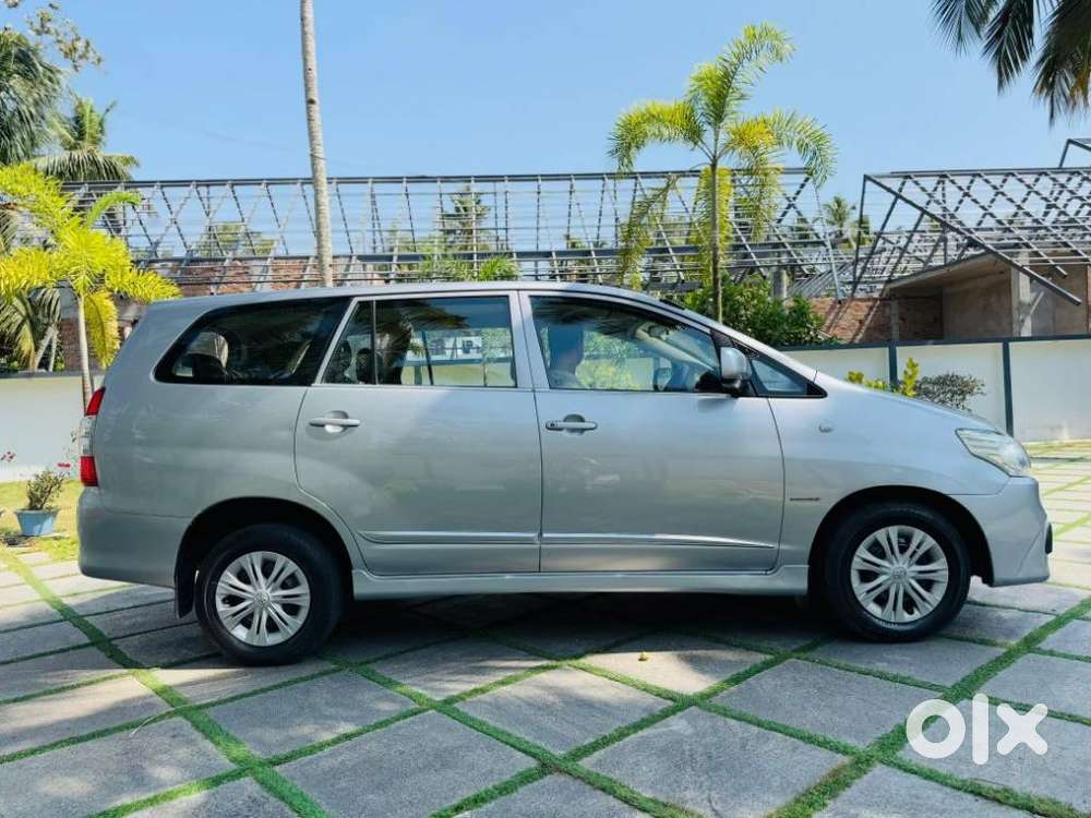Toyota Innova 2.5 Z Diesel 7 Seater, 2016, Diesel