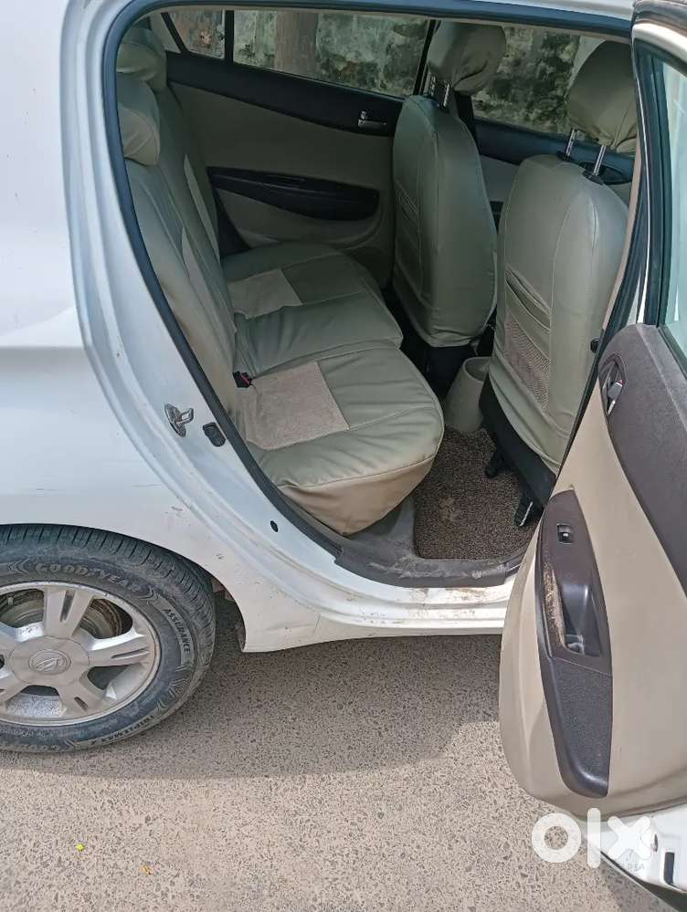 Hyundai I20 Asta Petrol 2009