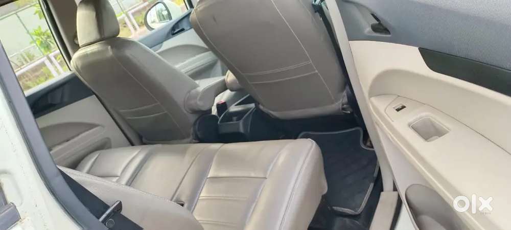 Mahindra Marazzo 2020mnf 2021 Registration Diesel 95000 Km Driven