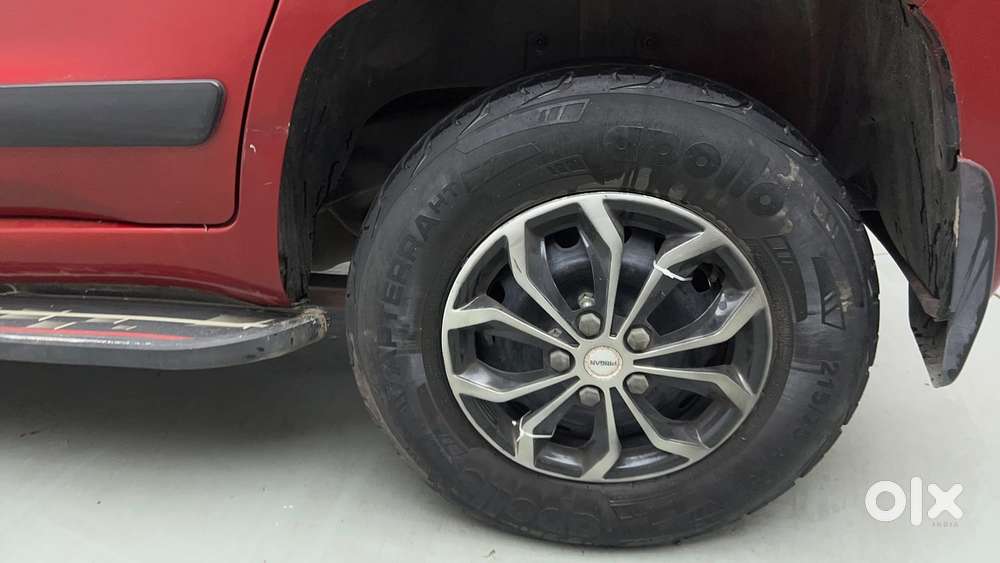 Mahindra Tuv 300 T6 Plus, 2018, Diesel
