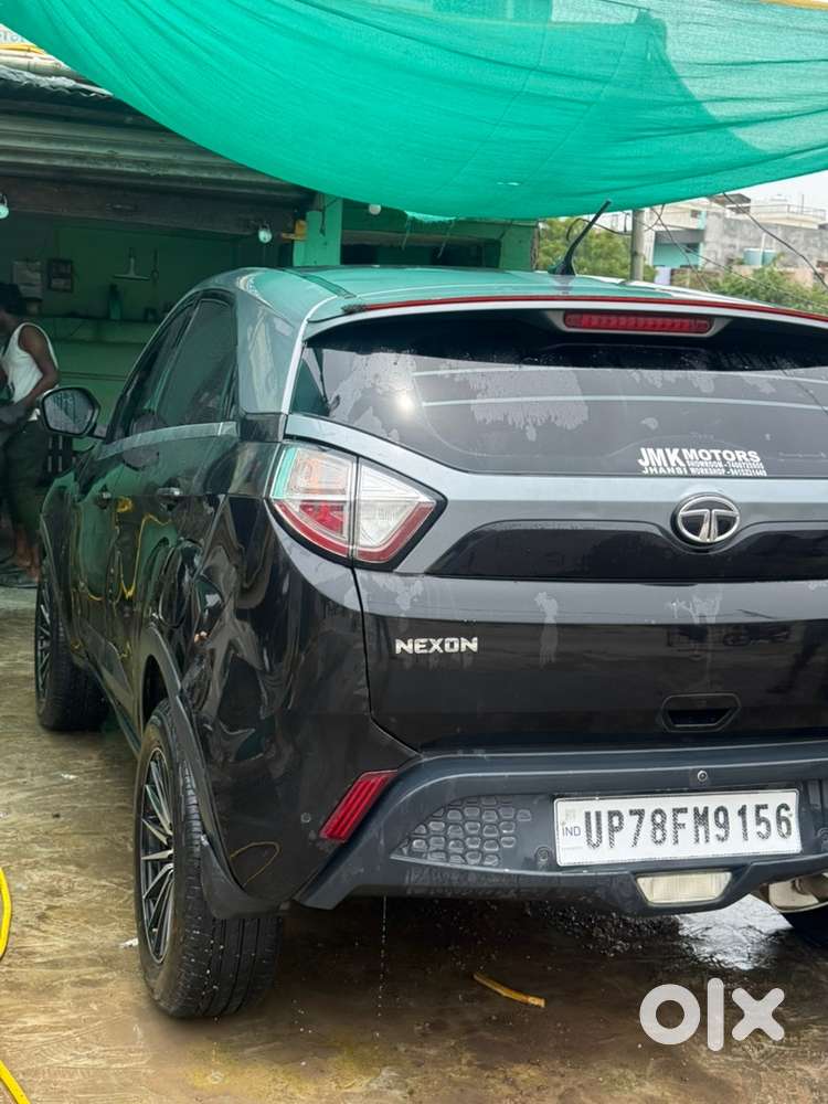 Tata Nexon Petrol 2018