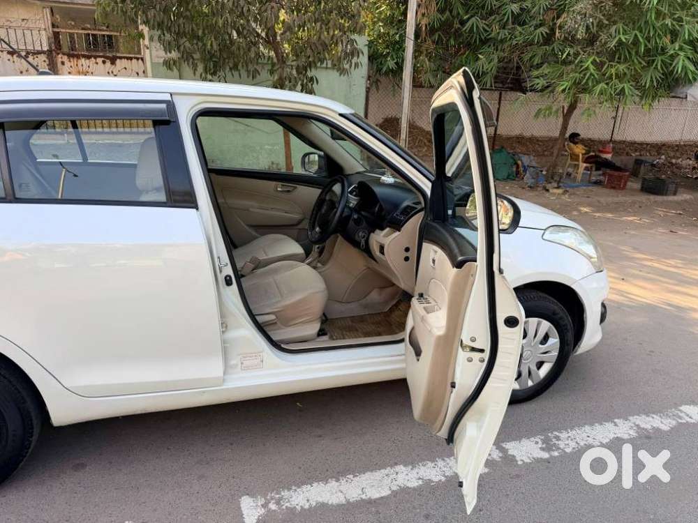 Maruti Suzuki Swift Dzire 1.2 Vxi Bsiv, 2012, Petrol