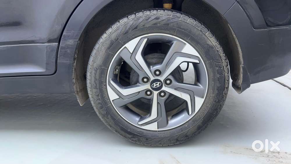 Hyundai Creta 1.6 Sx Plus Petrol At, 2019, Petrol