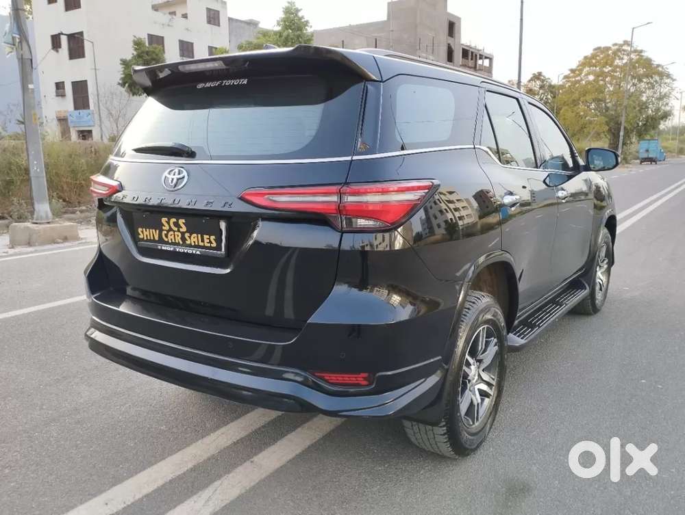 Toyota Fortuner 4x2 At 2.7 Petrol, 2025, Petrol