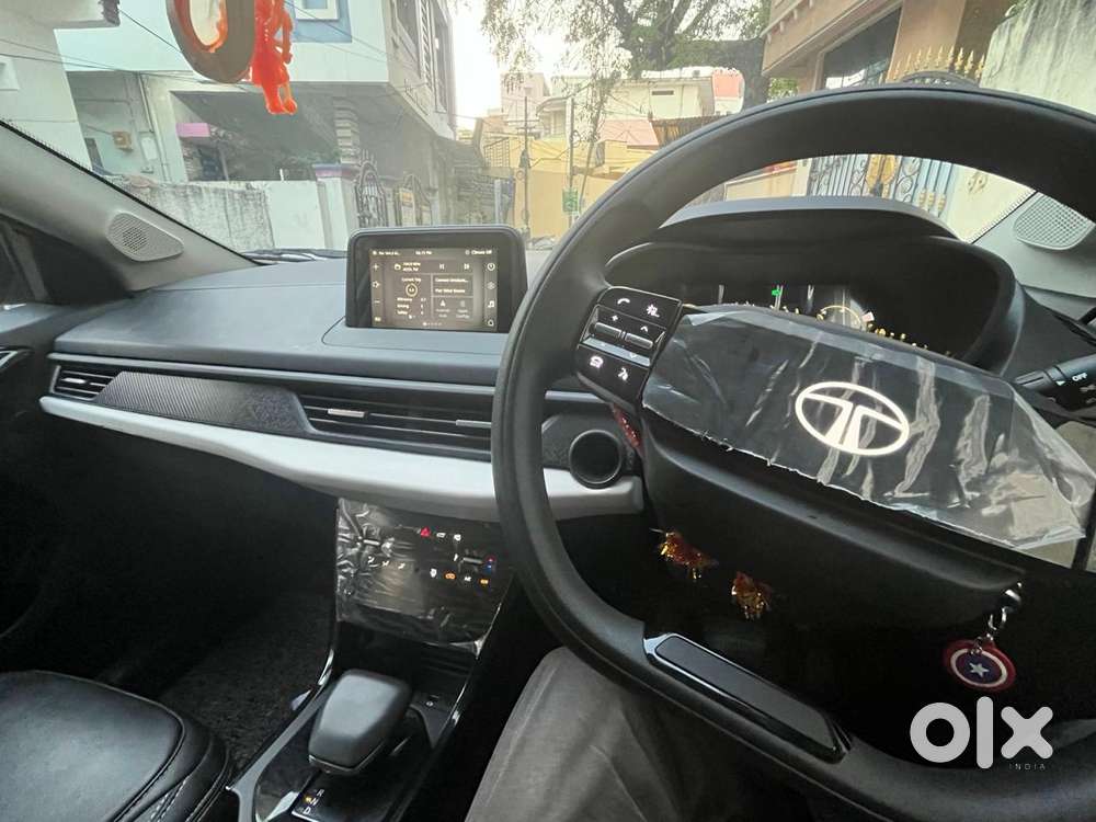 Tata Nexon Pure (s) 1.2 Petrol 6amt, 2024, Petrol