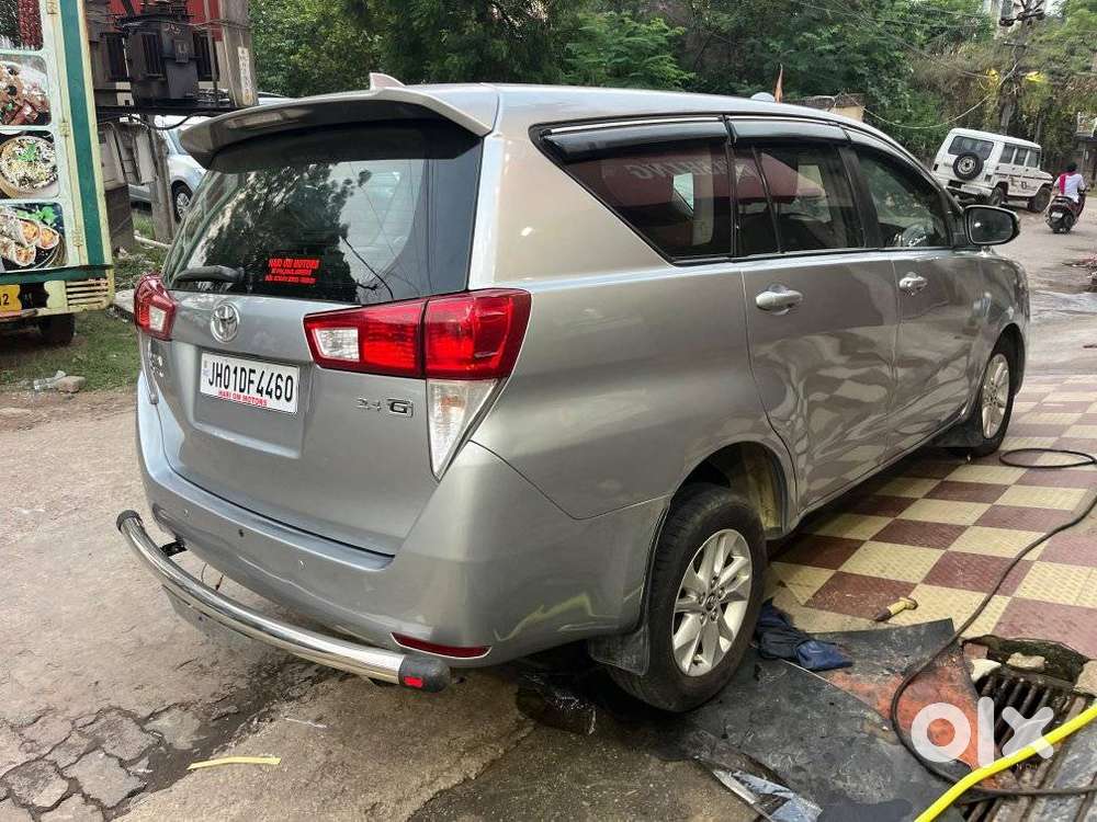 Toyota Innova Crysta 2.4 G Mt 8s, 2018, Diesel