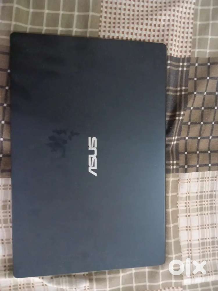 ASUS ViVOBOOK 2