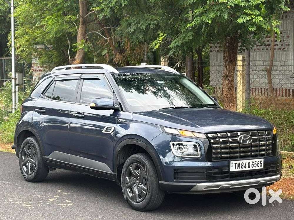 Hyundai Venue, 2023, Petrol
