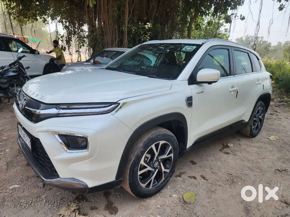 Toyota Urban Cruiser Hyryder 2022 Petrol+ev 109000 Km Driven
