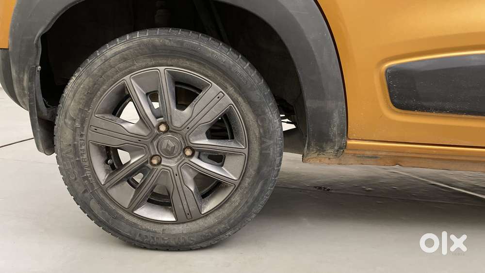 Renault Kwid 1.0 Climber (o) Dual Tone, 2023, Petrol