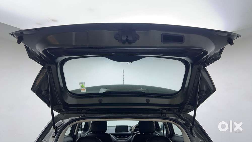 Tata Nexon 1.2 Revotron Xm, 2023, Petrol