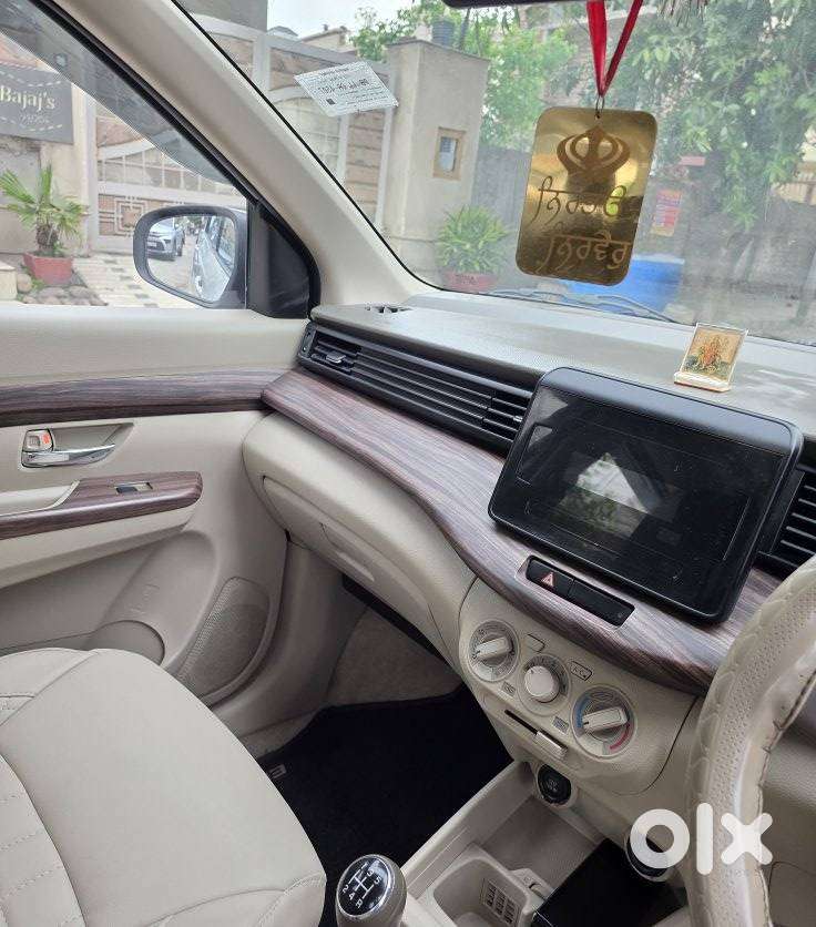Maruti Suzuki Ertiga Vxi Shvs, 2019, Petrol