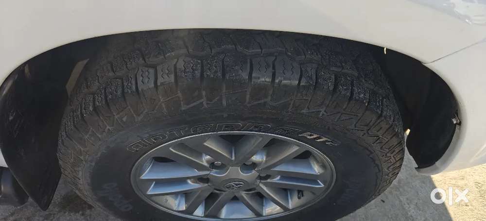 Toyota Fortuner 2013 Diesel 100000 Km Driven