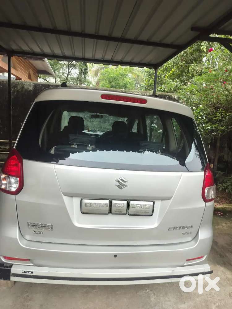 Well Maintained Maruti Ertiga 1.5 Vxi (petrol) Only 43.4 Km Driven.