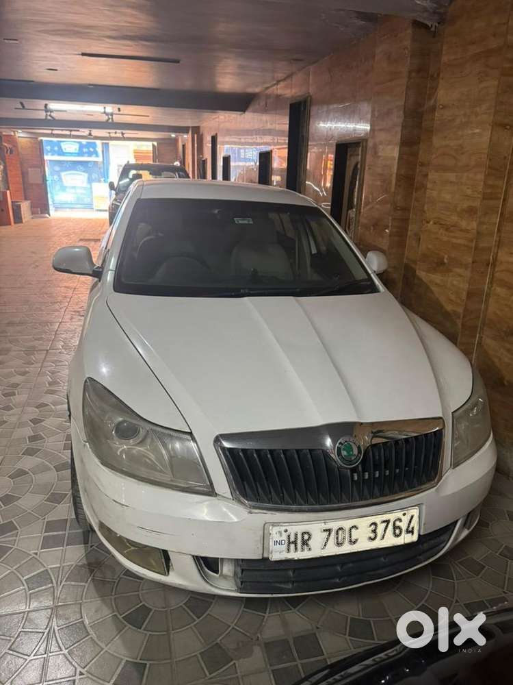 Skoda Laura 2012