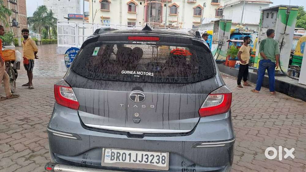Tata Tiago 1.2 Revotron Xe Option, 2025, Petrol