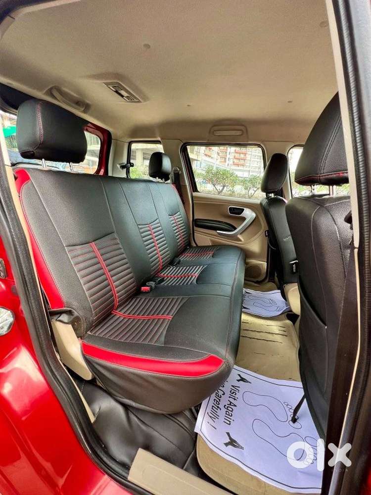 Mahindra Tuv 300 T8, 2016, Diesel