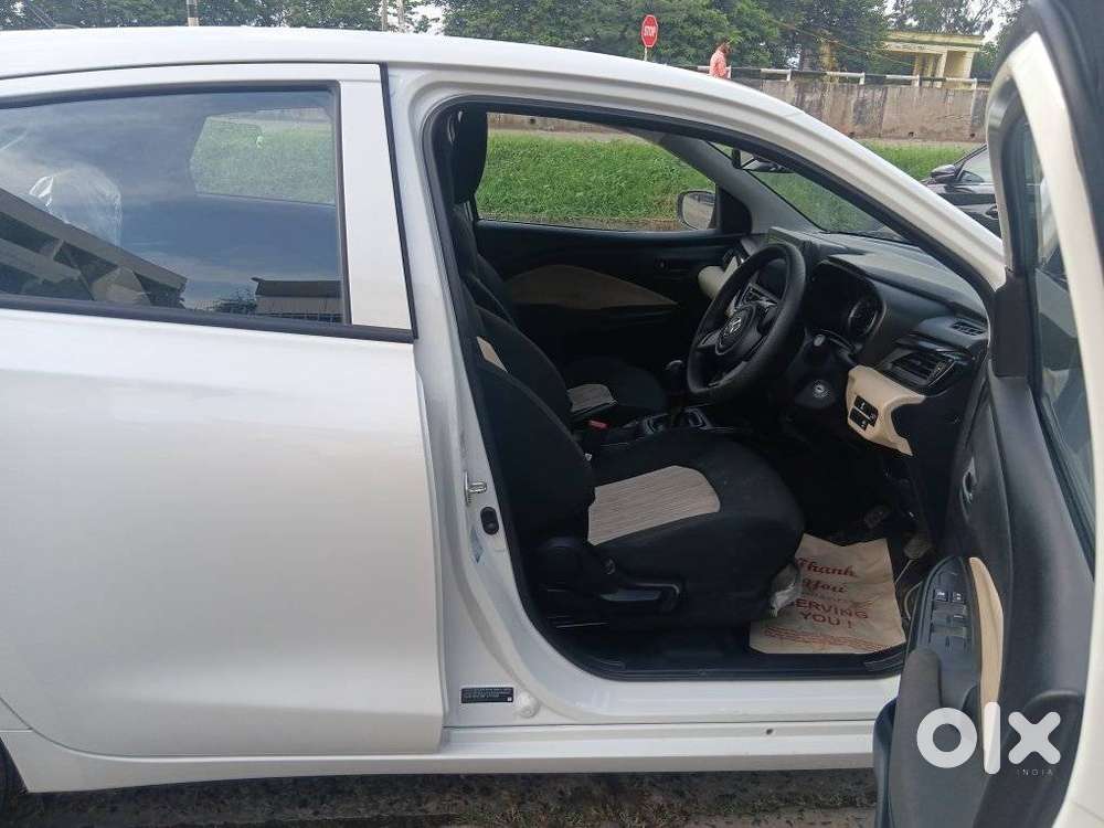 Toyota Glanza 1.2 E, 2025, Petrol