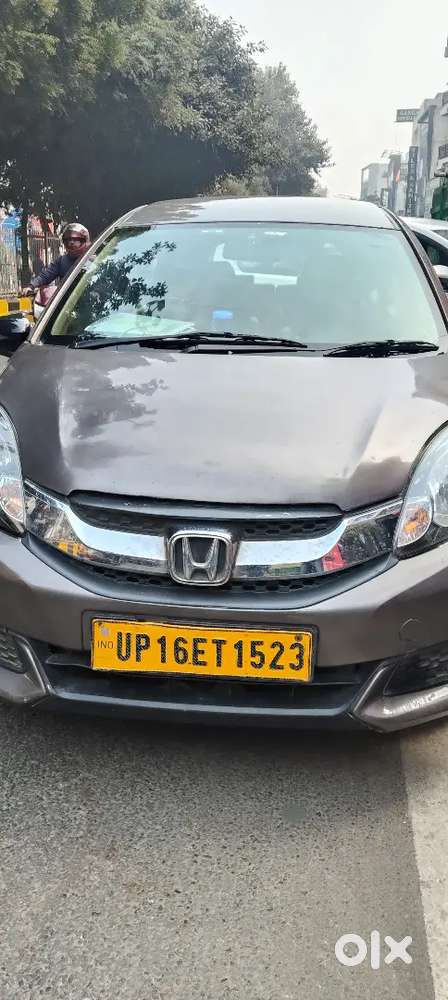 Car Me Koi Kami Nahi Ha