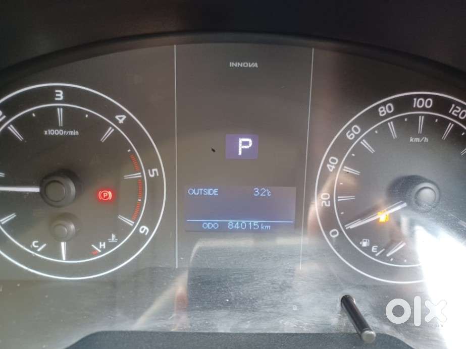 Toyota Innova Crysta [2020-ongoing] 2.4 Gx At 8 Str, 2020, Diesel