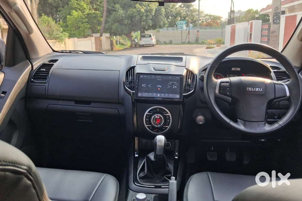 Isuzu D-max V-cross Z 4x4 Mt, 2024, Diesel