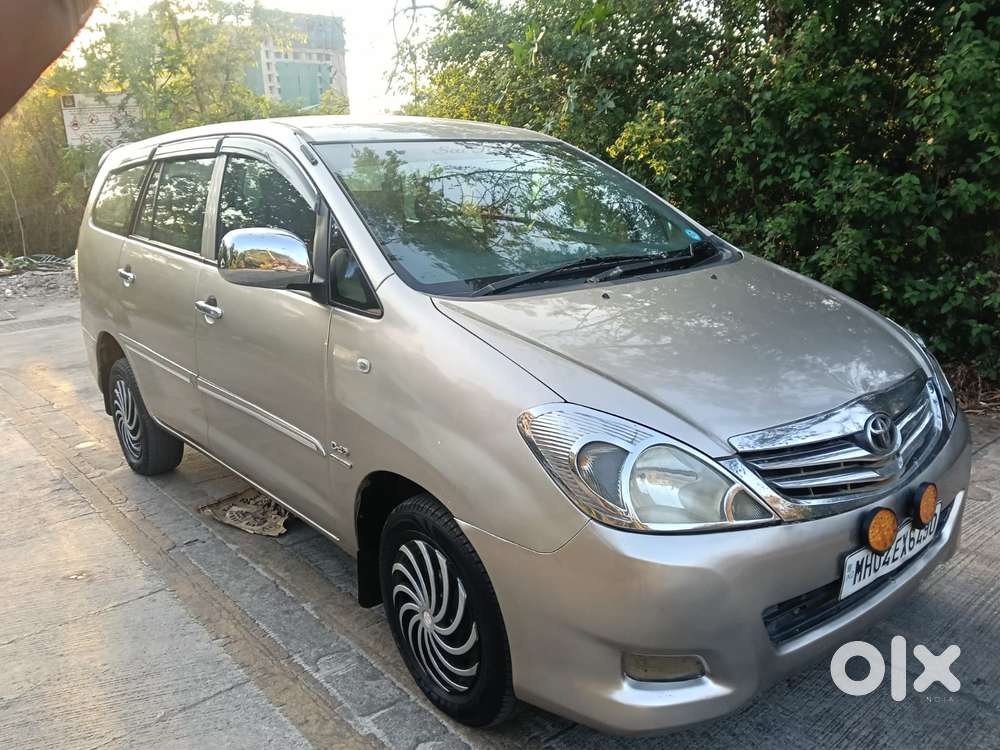Toyota Innova 2009-2011 2.0 Gx 8 Str, 2011, Diesel