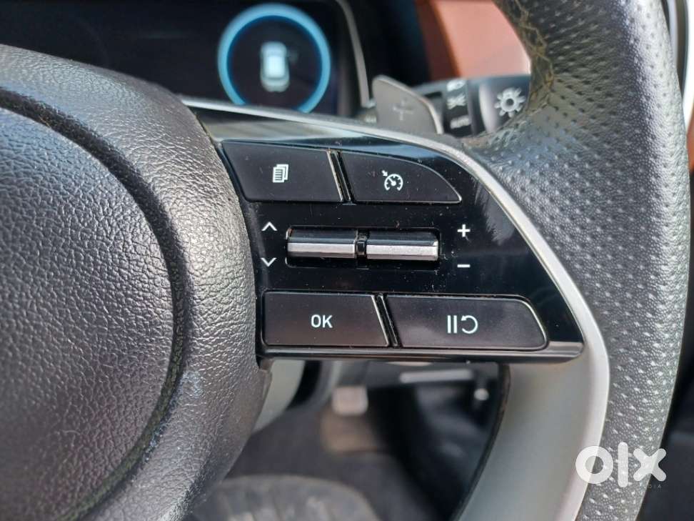 Hyundai Alcazar 2.0 Signature (o) Petrol At 6 Str, 2021, Petrol