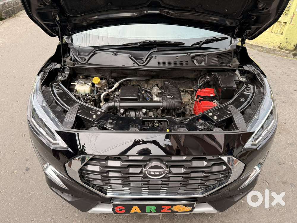 Nissan Magnite 1.0 Xv Premium, 2023, Petrol