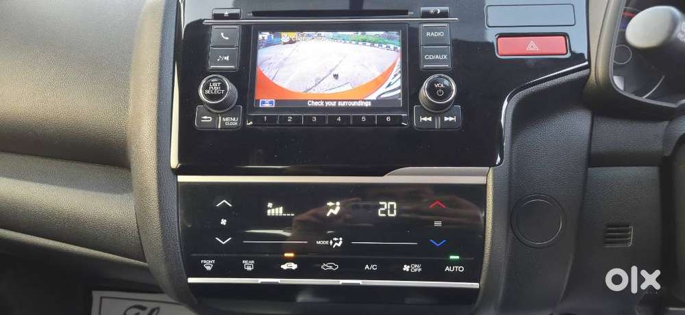 Honda Jazz V Cvt, 2015, Petrol