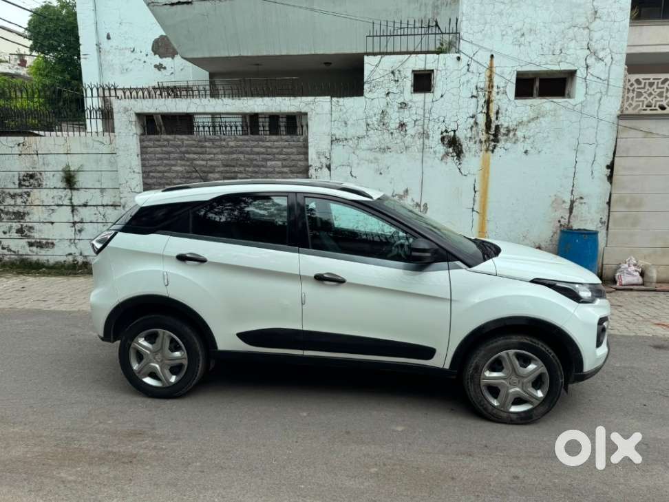 Tata Nexon 1.2 Revotron Xma Amt, 2021, Petrol