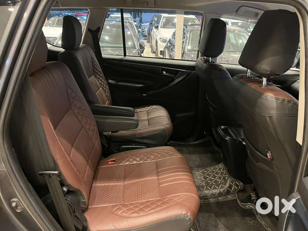 Toyota Innova Crysta