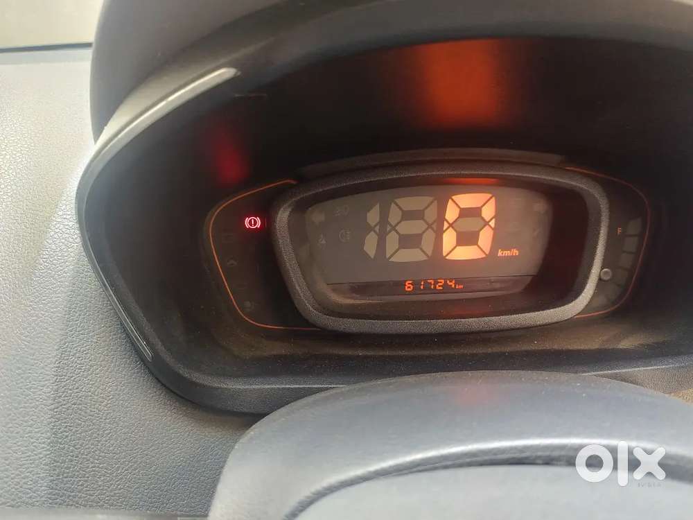 Petrol+cng Kwid Car