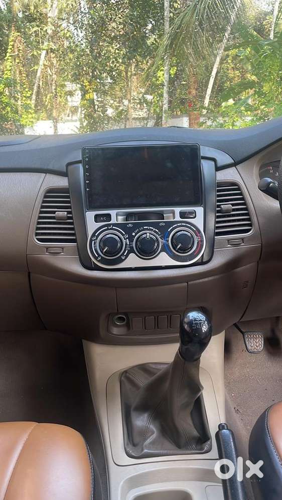 Toyota Innova 2016 Diesel Well Maintained