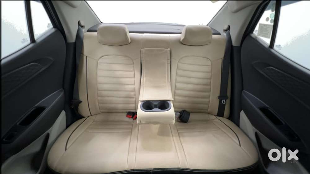 Hyundai Aura 1.2 Sx Cng, 2023, Cng & Hybrids