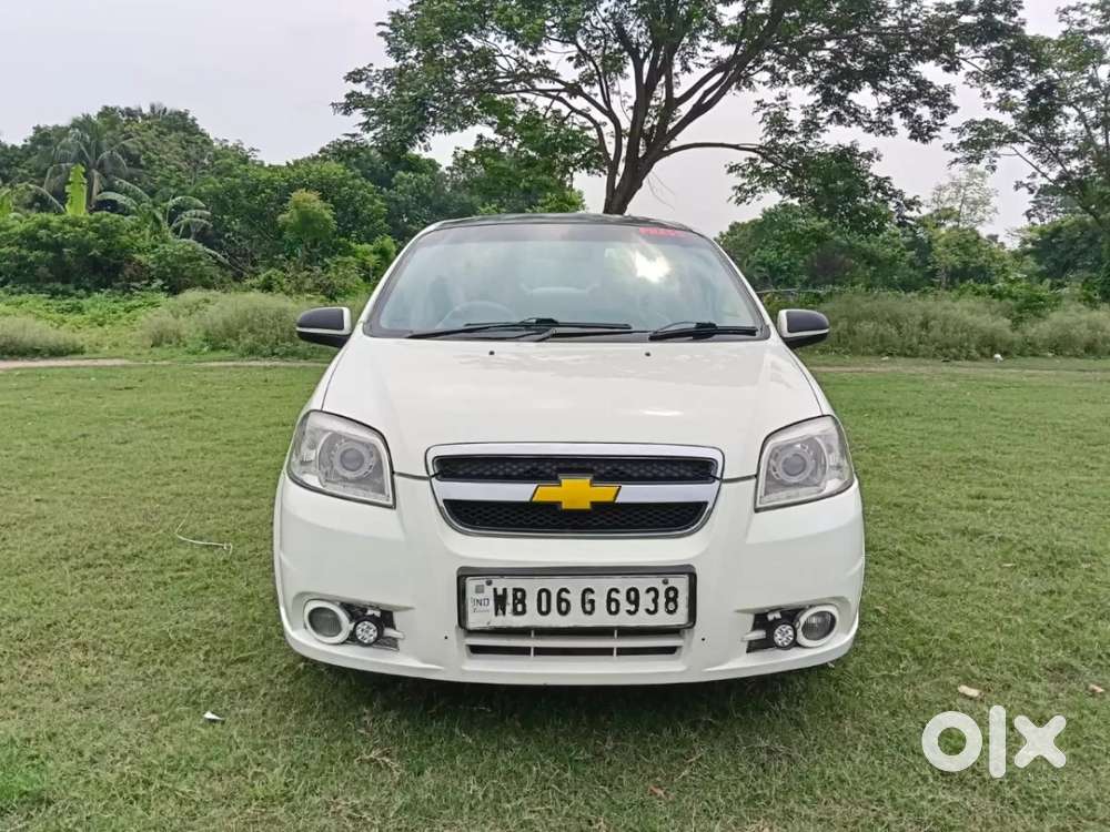 Chevrolet Aveo, 2011, Petrol