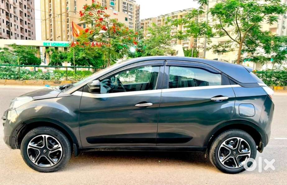 Tata Nexon 1.2 Revotron Xm (s), 2018, Petrol