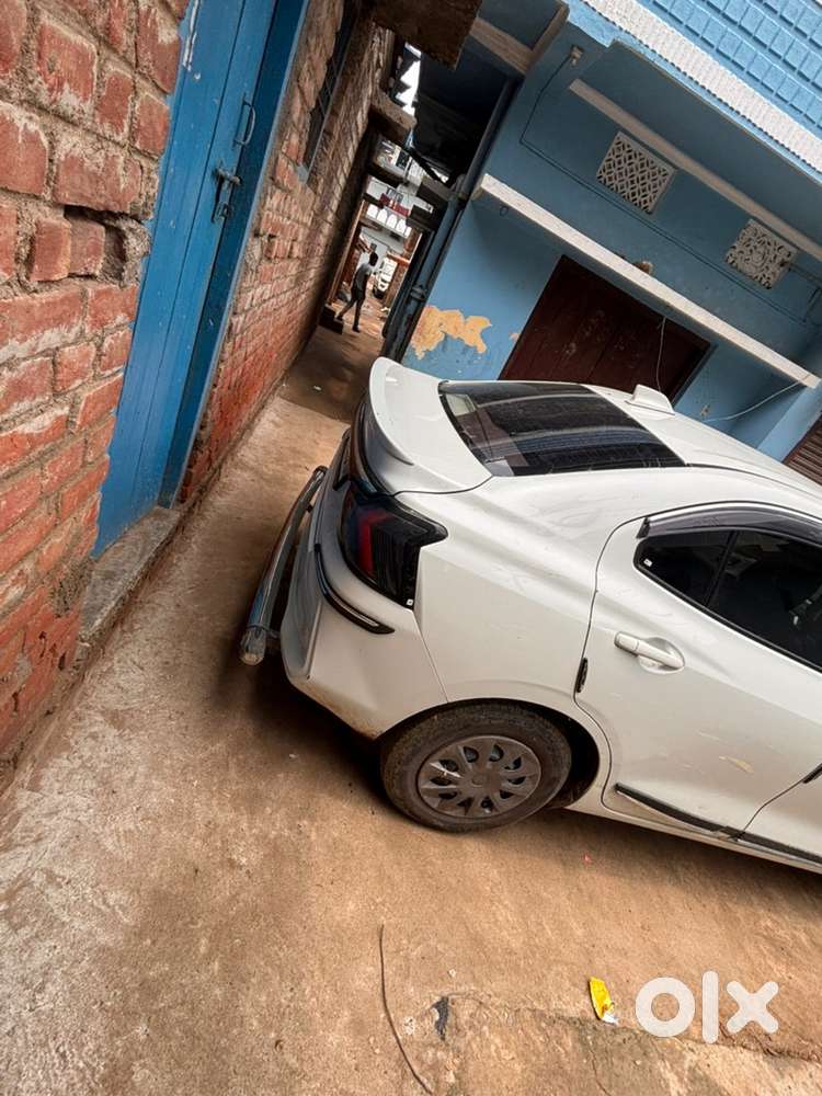 Maruti Dzire Vxi 2025