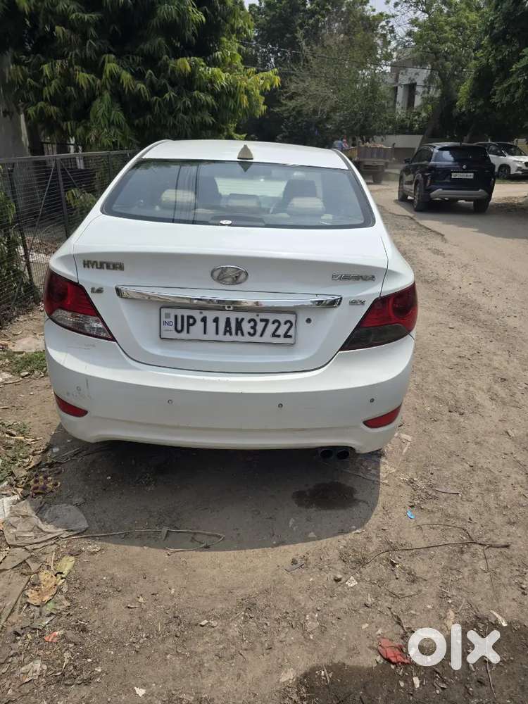Hyundai Verna Crdi Mt 2012 Model