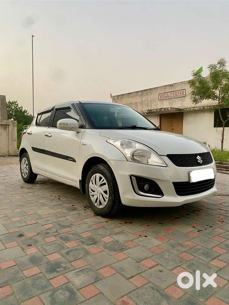 Maruti Suzuki Swift Vxi + Manual, 2015, Petrol