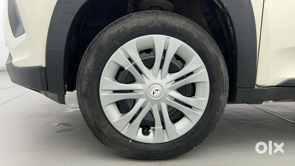 Mahindra Kuv100 Nxt 1.2 K6 Plus Petrol 6 Str, 2018, Petrol